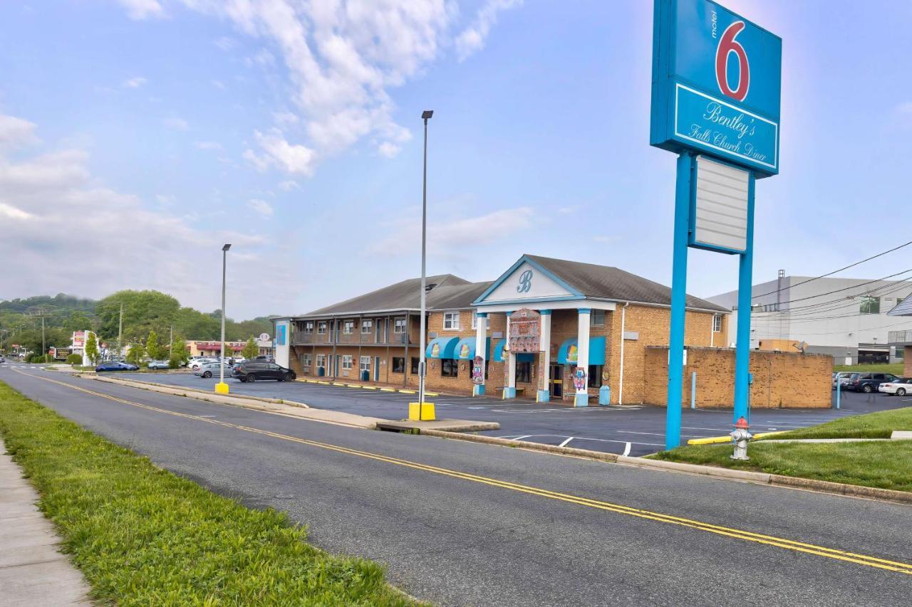 Motel 6-Falls Church, Va - Arlington Boulevard Bagian luar foto